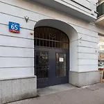 W Rent Like Home - Zlota 65 II