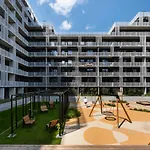 Wola Cosy Beige Apartment