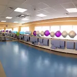 24H Check In, Aircon- Free Public Pool-Fitness-Sauna