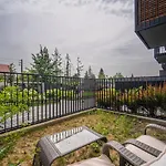 Wawer Studio - Terrace, Workspace - By Rentujemy