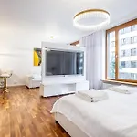 Luxury Princessa Apartment & Garage & Cable Tv Channels