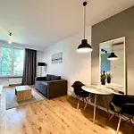 K22 Large Apart Slawinska 509