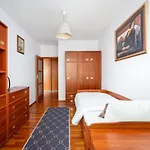 Aleja Wyscigowa Comfort Apartment