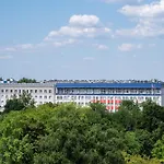 Kobielska 6 - Bezplatny Parking - Free Parking - 500M Wojskowy Instytut Medyczny - Wielki Taras Z Przepieknym Widokiem Na Park - Apartament Dla 4 Osob - Better Rentral