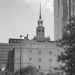 Komfortowy Apartament W Scislym Centrum Warszawy Comfortable Apartment In The Very Center Of Warsaw