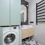 Grzybowska Modern Apartment In The Center Of Warsaw By Noclegi Renters
