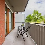 Apartment Sarmacka Wilanow With Parking, Sauna & Gym By Noclegi Renters