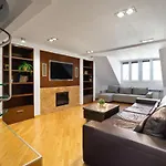 Golden Apartments - Huge Apartment - 13 People - 150M2 Apartment - Stare Miasto