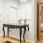 Swietojanska Old Town Deluxe Apartament
