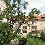 Mariensztat - Home From Home