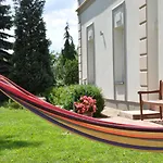 Be Well 3-Rooms Apartment With Parking And Garden
