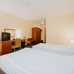 Sangate Hotel Airport