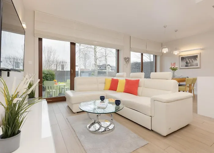 Three-Bedroom Family House With Garden Warsaw Nowa Wies By Noclegi Renters