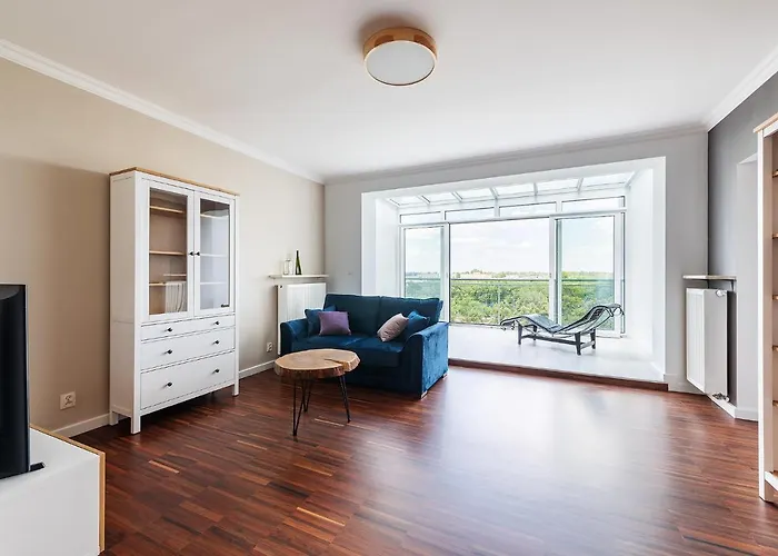 Kobielska 6 - Bezplatny Parking - Free Parking - 500M Wojskowy Instytut Medyczny - Wielki Taras Z Przepieknym Widokiem Na Park - Apartament Dla 4 Osob - Better Rentral