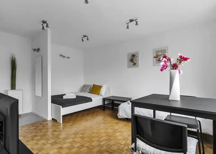 Zurominska Comfort Studio