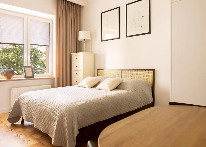 Komfortowy Apartament W Scislym Centrum Warszawy Comfortable Apartment In The Very Center Of Warsaw