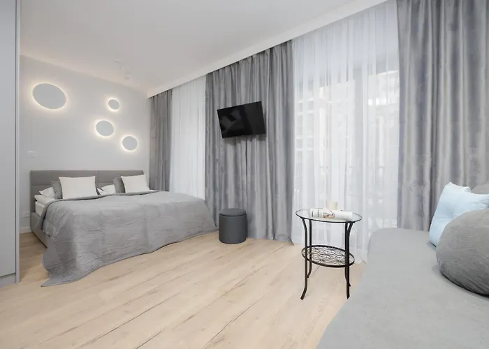 Wyjatkowe Studia W Warszawie By Noclegi Renters