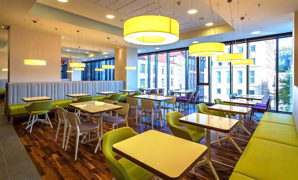 Hampton By Hilton Centre Hotel 3*