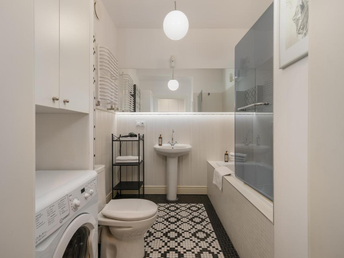 Rent Like - Ogrodowa 65 *