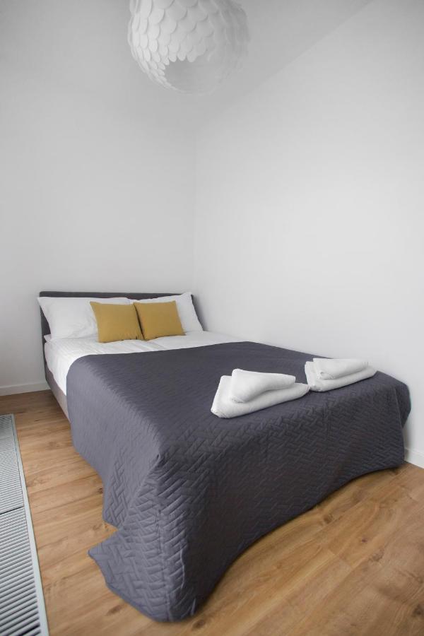 Simply Wola Kolejowa Apartment *