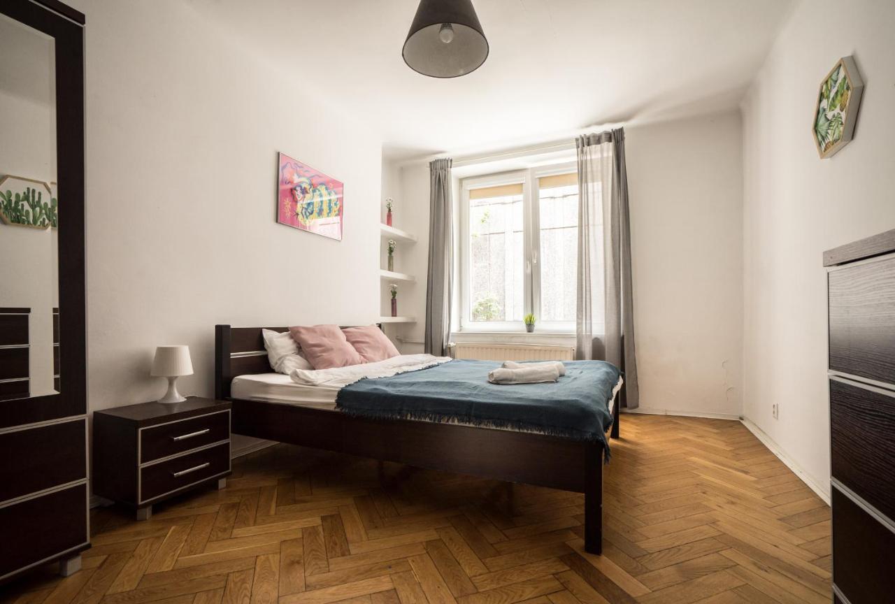 Oomph Modern Near Nowy Swiat Apartamento
