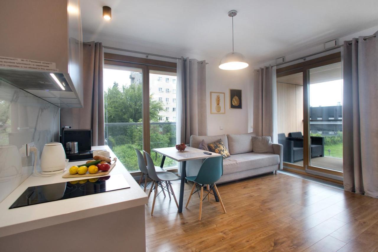 Simply Wola Kolejowa Apartment Warschau