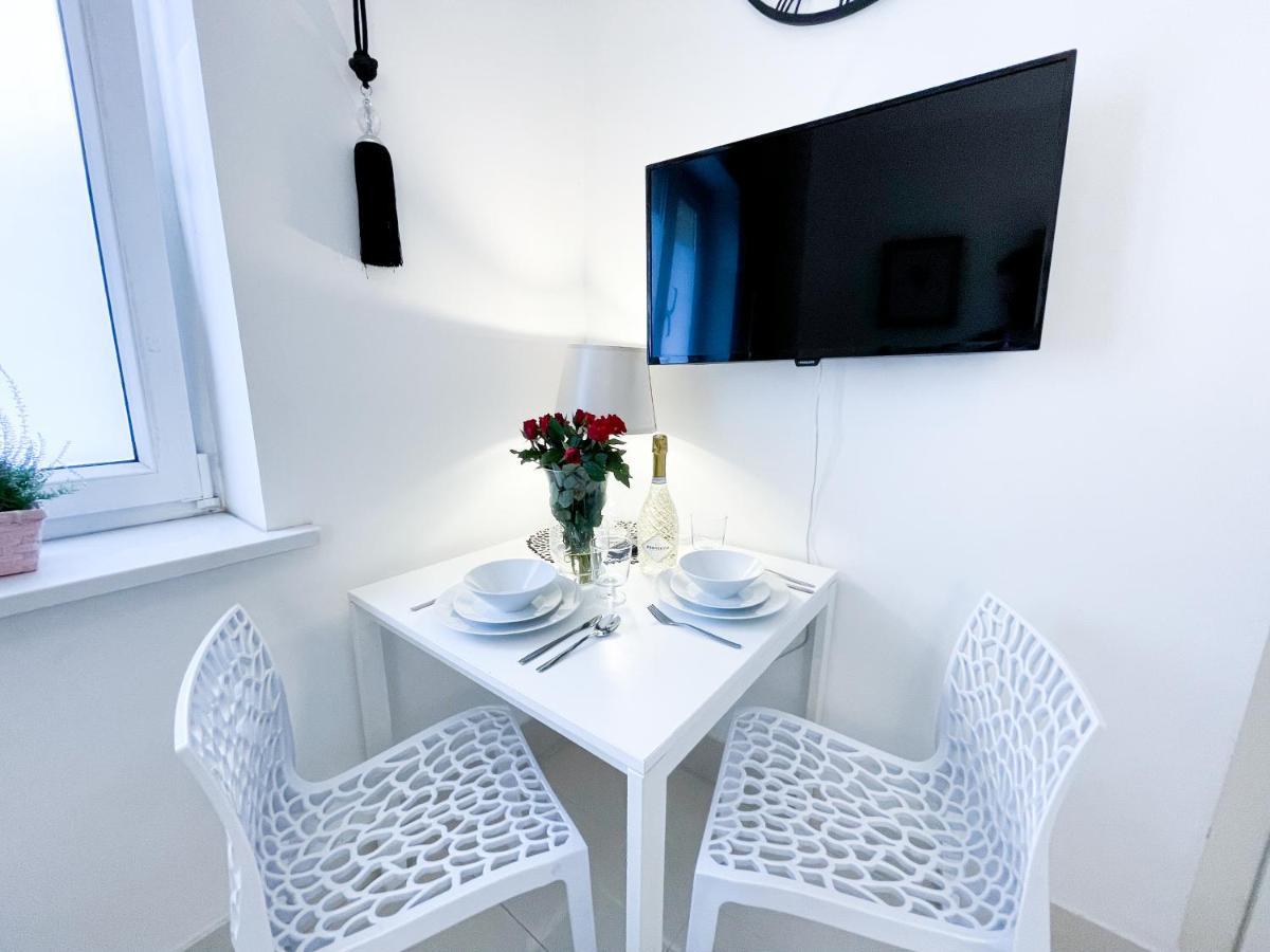 Superapart Tamka Ministudio, Family Friendly Abode * Warszawa