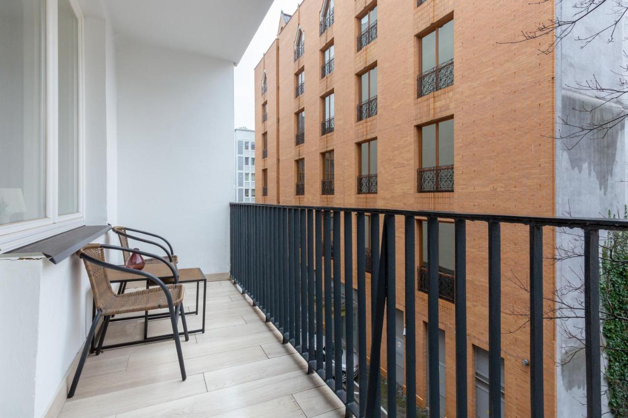 Center Hoza By Renters *
