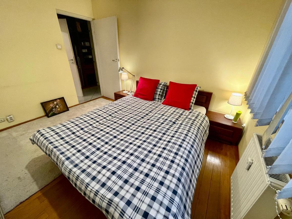 Apartamento New Hala Wifi 70'tv Netflix Hbo Max Applettv+ Varsóvia