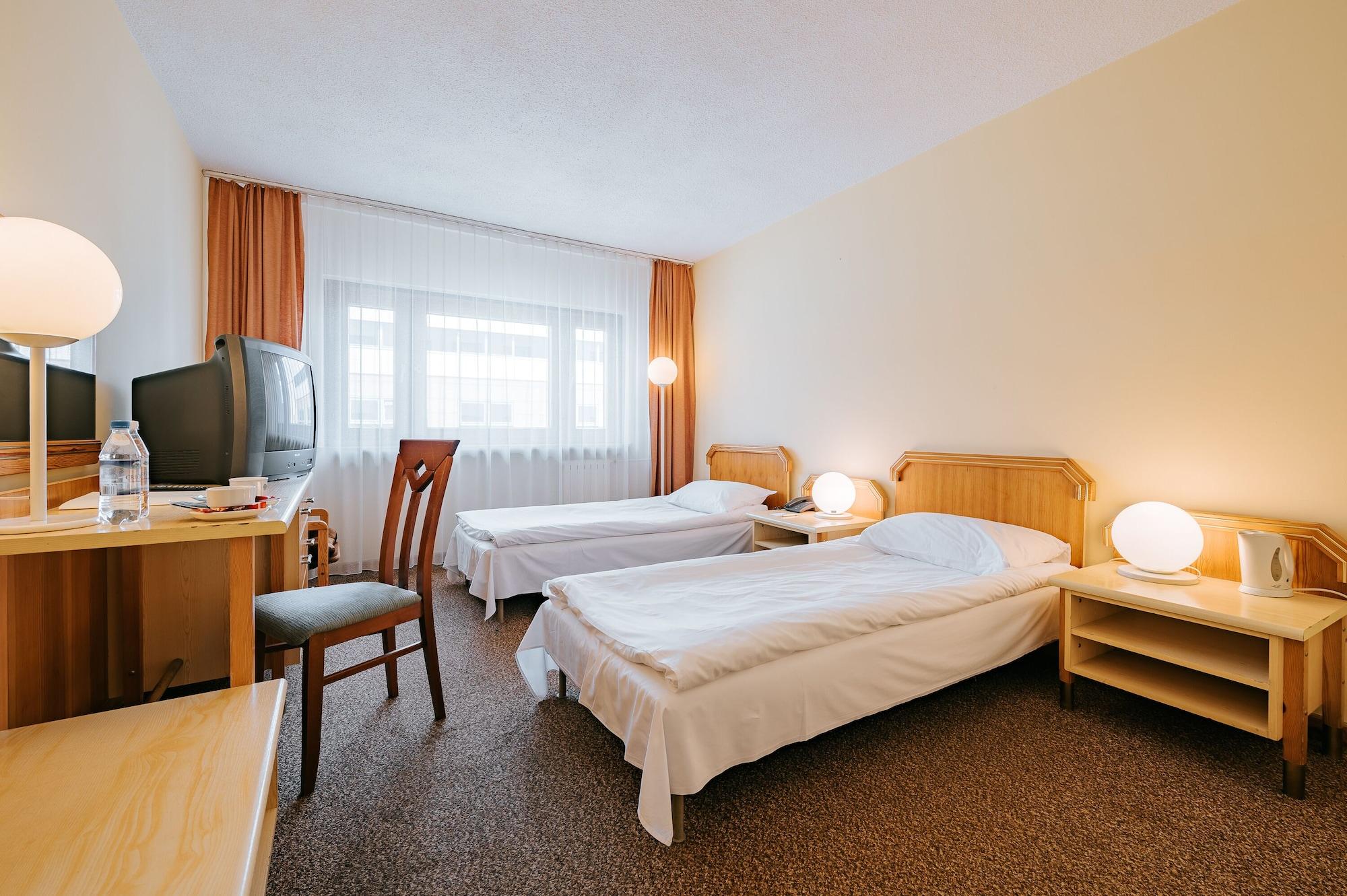 Sangate Airport Hotel