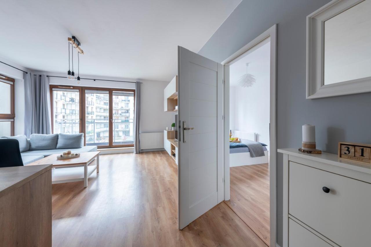 Sleepwithus Woronicza 33b Warsaw