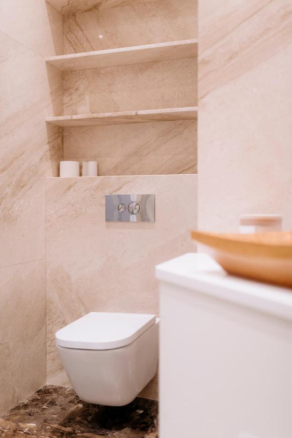 Apartel Lux Plac Unii 72m2 * Varsóvia