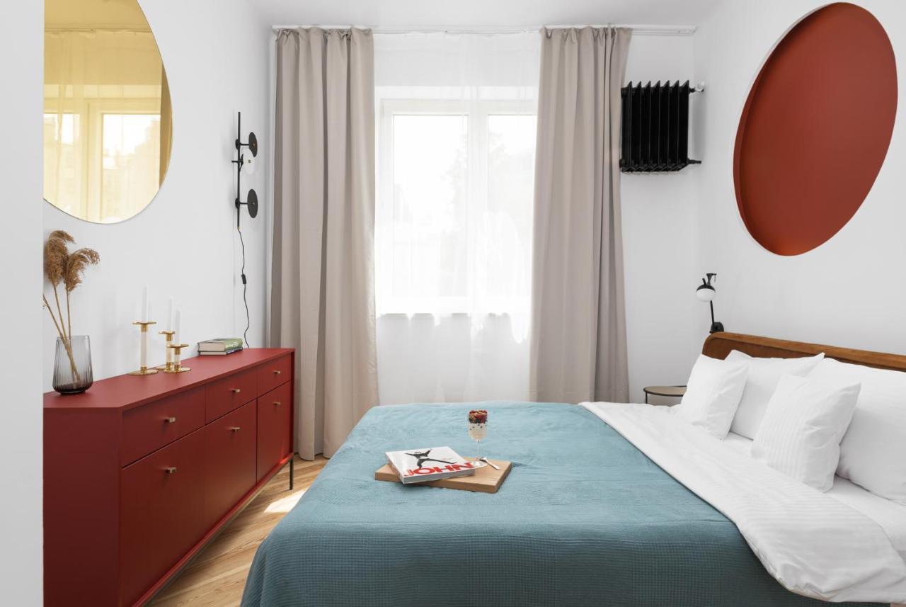 Oomph Stylish Vintage Apartment Warsaw
