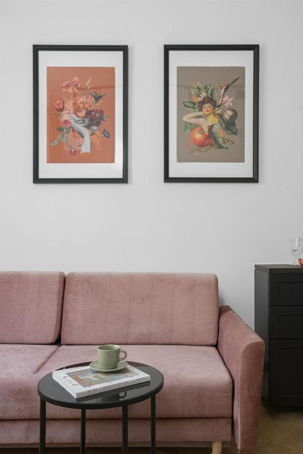 Oomph Stylish Vintage Apartment
