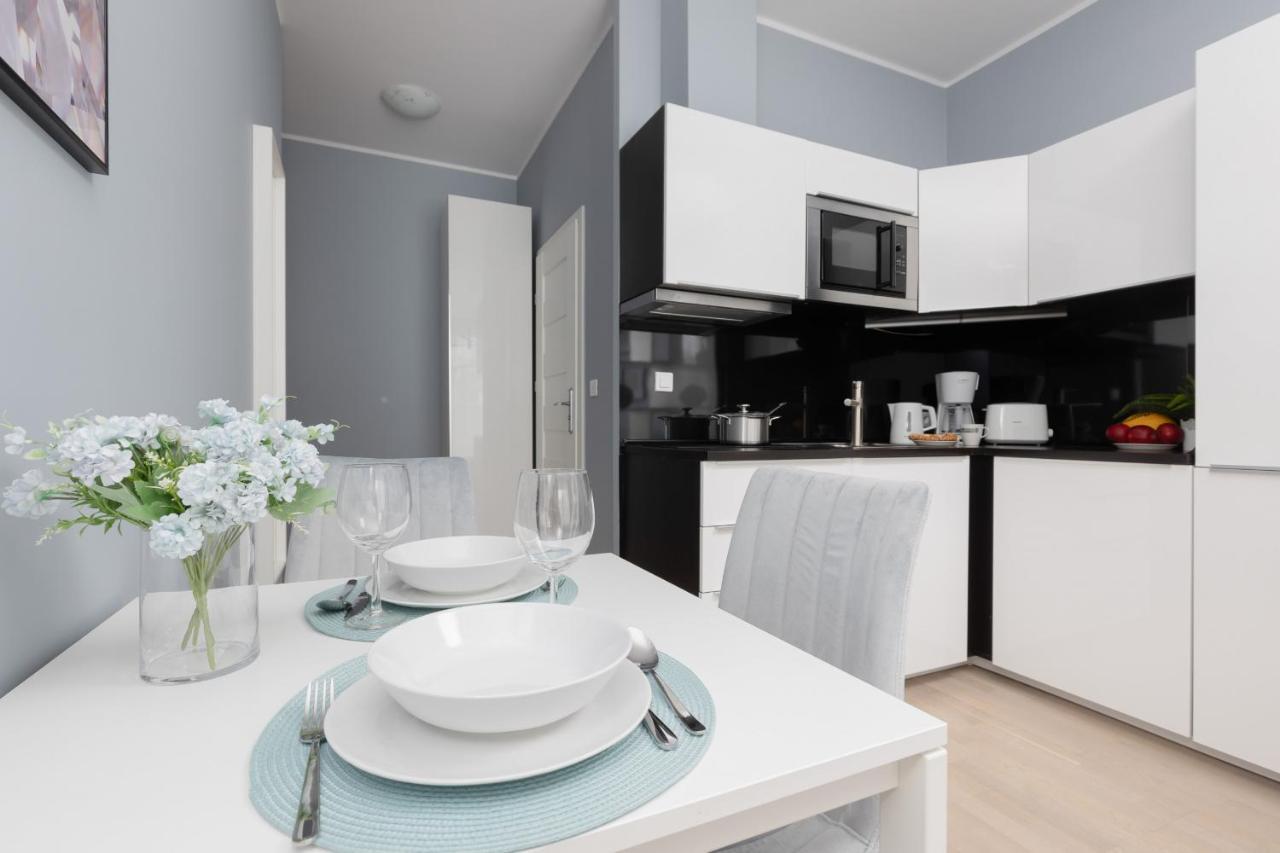 Ochota Elegant Studio By Renters Apartment Warsaw