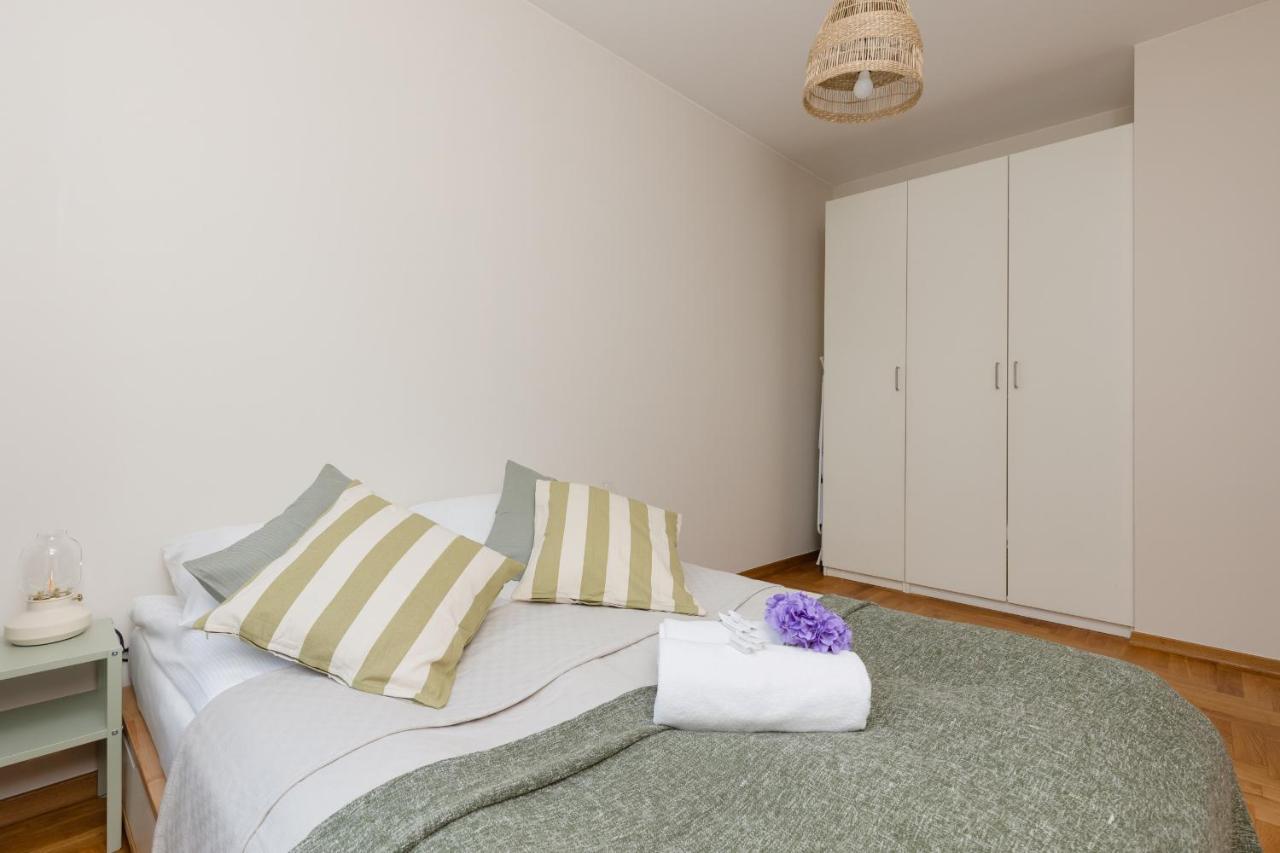 Bobrowiecka By Renters Apartamento *