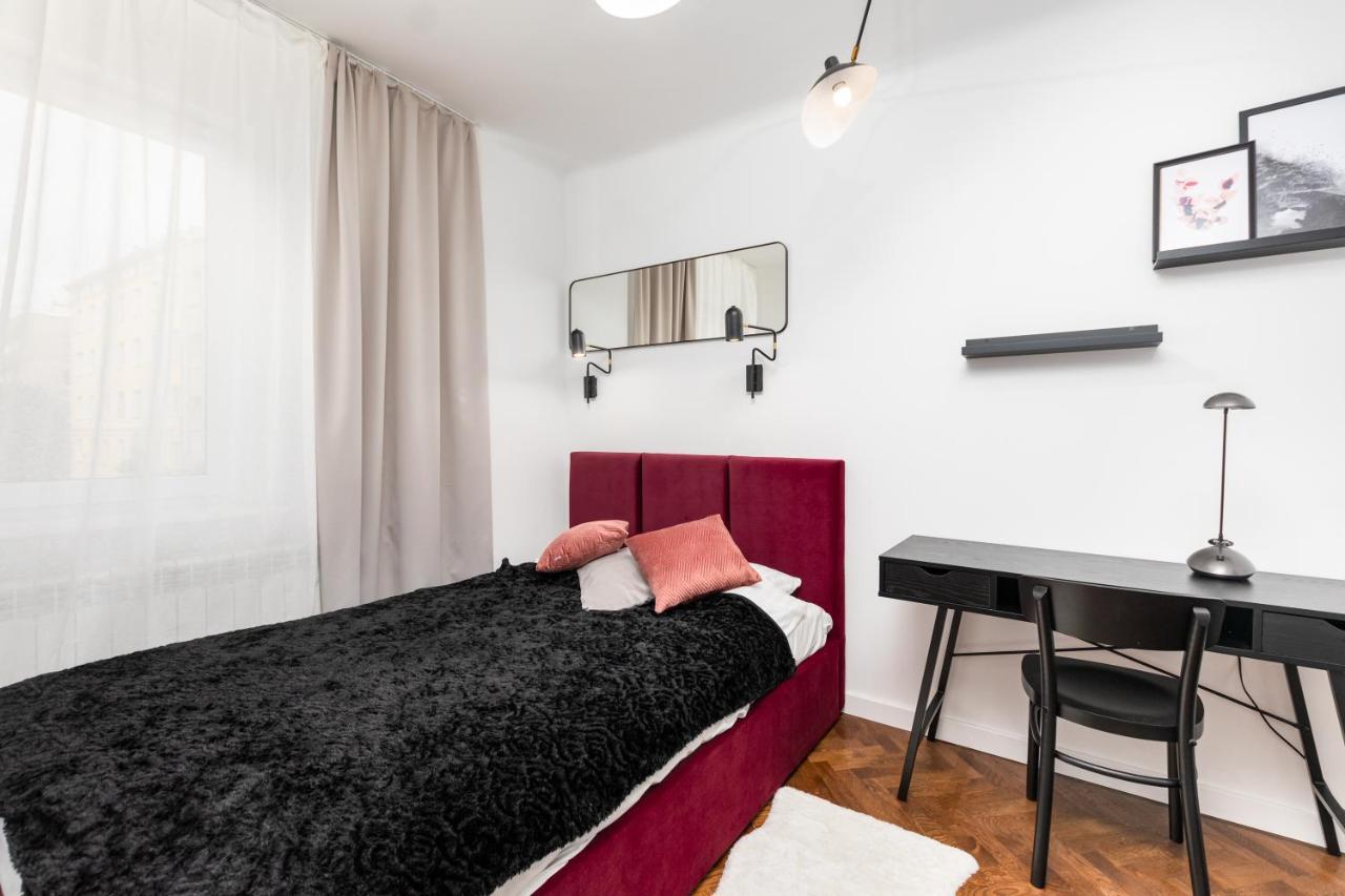 Grojecka 74 By Homeprime Apartment Warsaw
