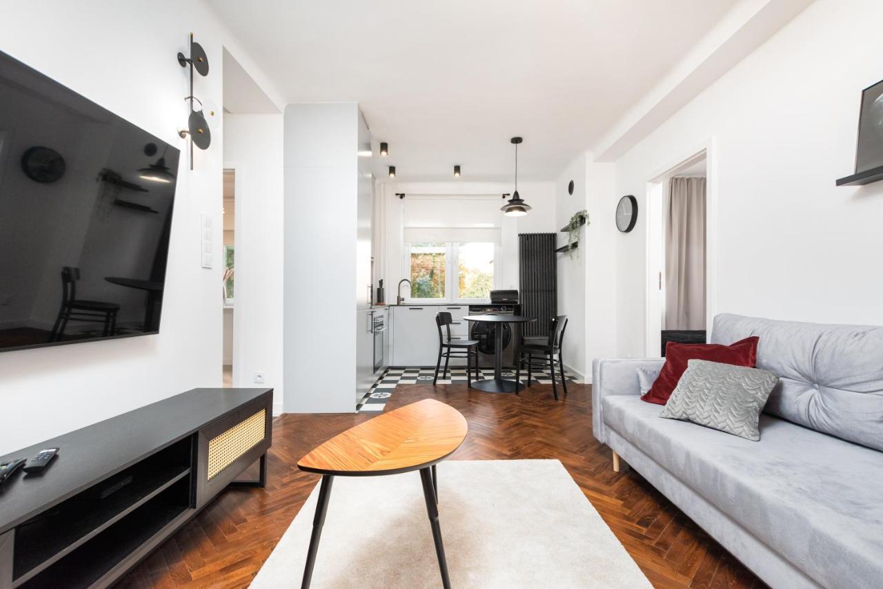 Apartment Grojecka 74 By Homeprime *