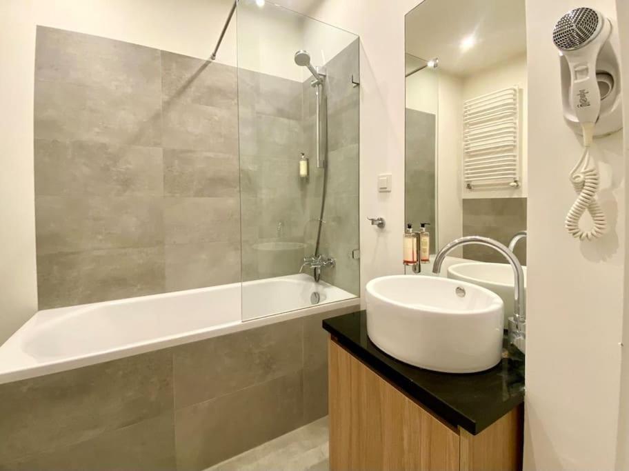 Apartment K22 Slawinska 504 In The *