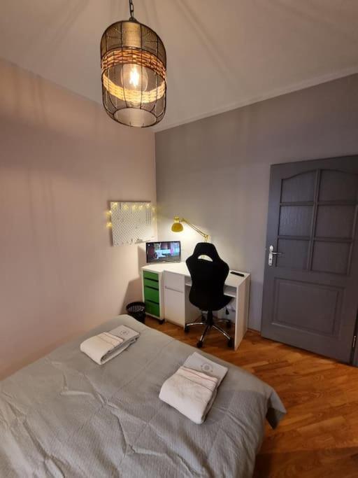 Apartament Verano - Przy Metro Bemowo Apartament *