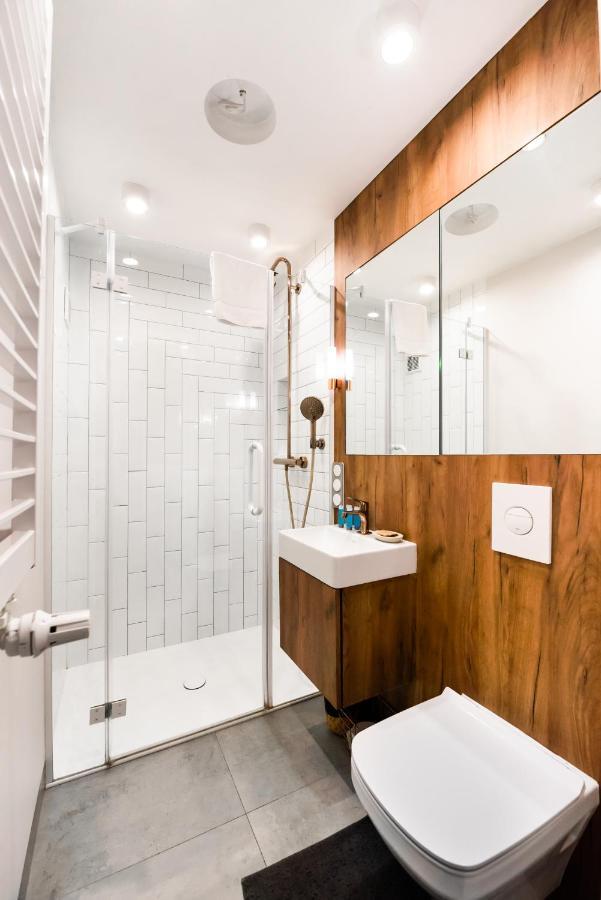 Solec Colourful Vistula Apartment