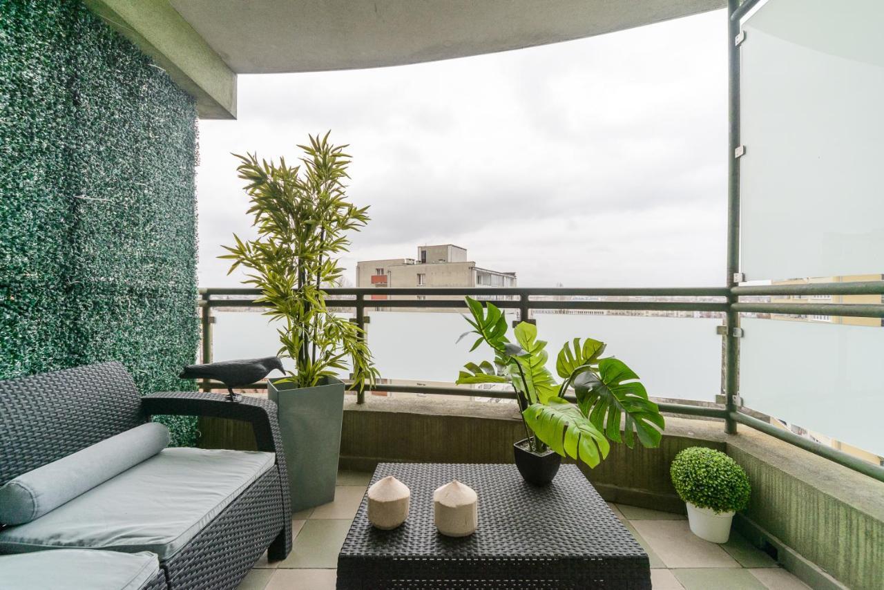 Căn hộ Lumina 3 Bedroom Apart Park Szczesliwicki *