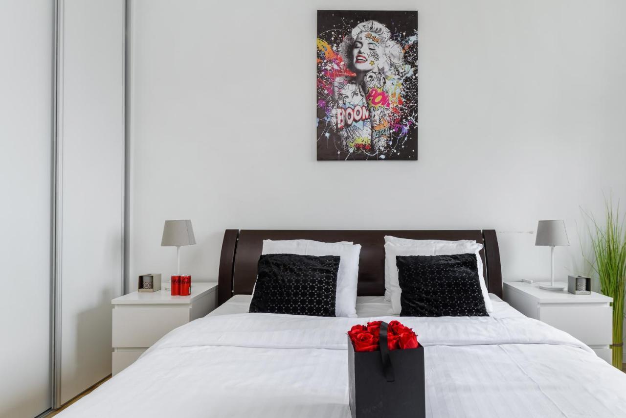Căn hộ Lumina 3 Bedroom Apart Park Szczesliwicki