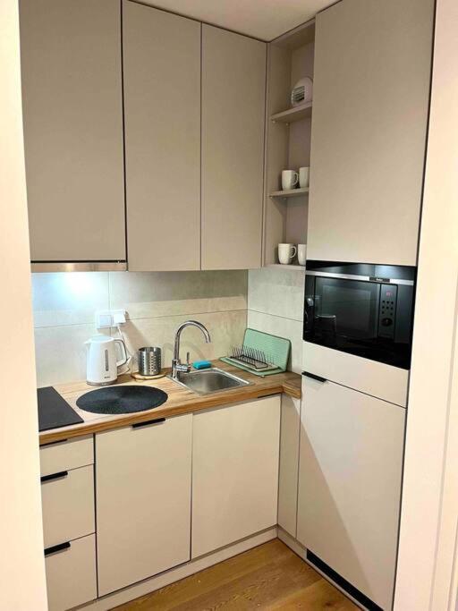 Targowa Charming By The National Stadium Apartment