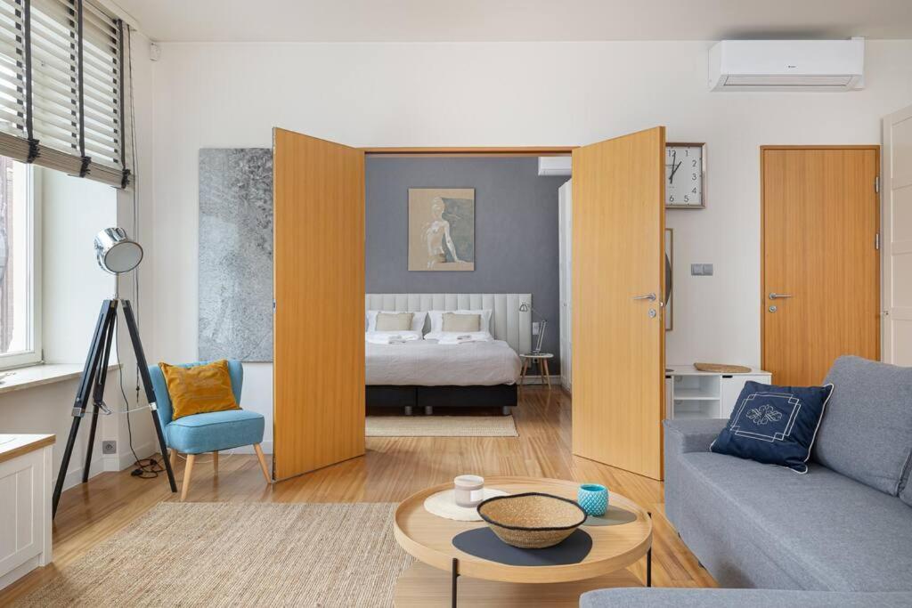 Apartment Chmielna Center With Bath Warsaw