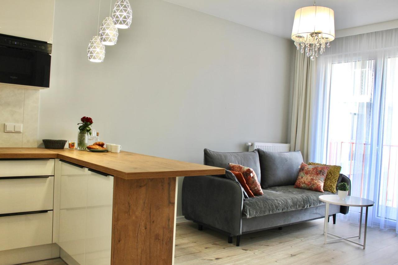 Lux 2 Pokojowe In Z Bezplatnym Podziemnym Parkingem Apartment Warsaw
