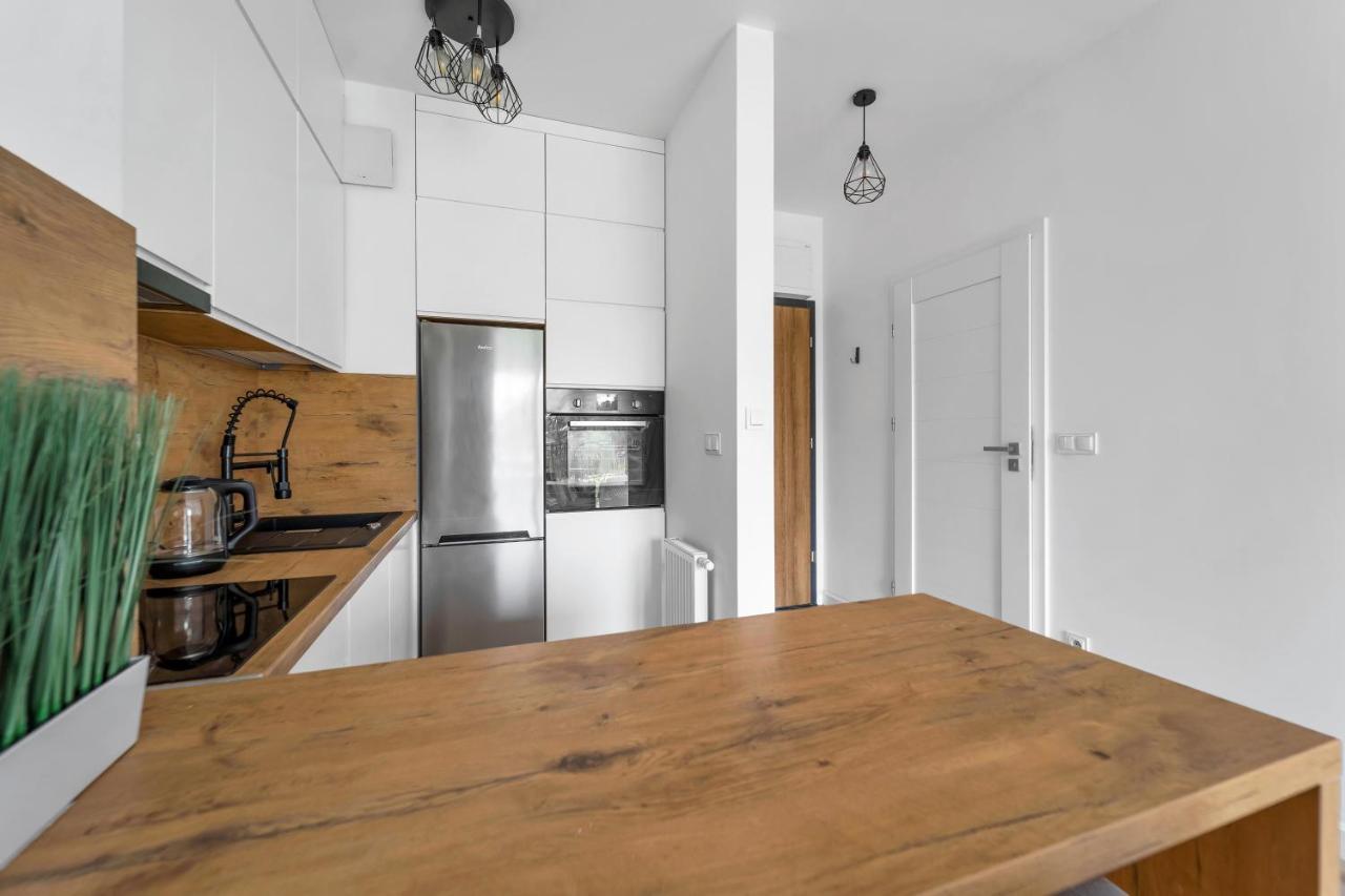 Apartament Wawer - Terrace, Workspace - By Rentujemy *