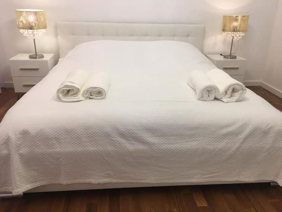 Căn hộ Luxury Princessa & Garage & Cable Tv Channels *
