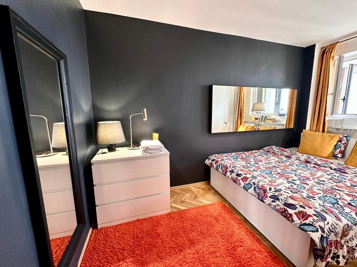 Orange 3 Fast Wifi 1gbs 85'tv Netflix Hbo Disney+ Skyshowmax Apartment Warsaw