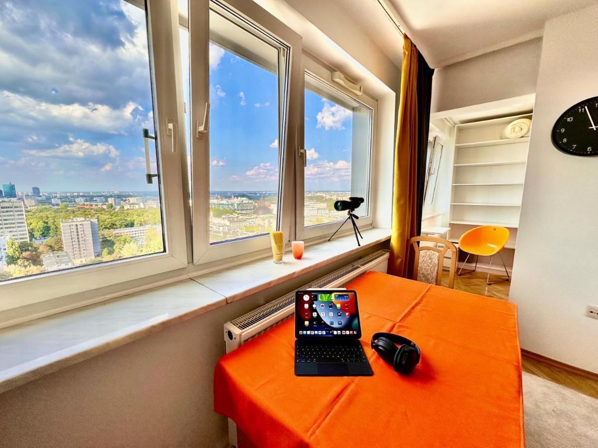 Orange 3 Fast Wifi 1gbs 85'tv Netflix Hbo Disney+ Skyshowmax Apartment *